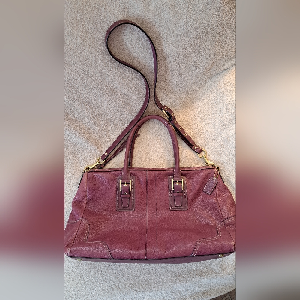 Coach Hamilton Pebble leather handbag in Plum color. Rare bag, clean inside.